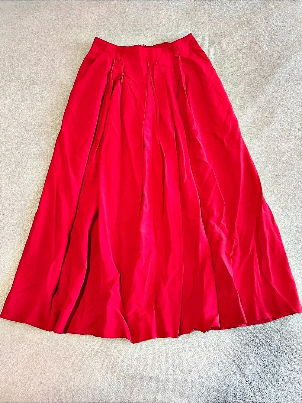 Vintage Counterparts Pleated Maxi Skirt in Red Size 10